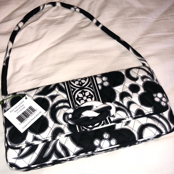Vera Bradley Handbags - NWT Vera Bradley Clutch